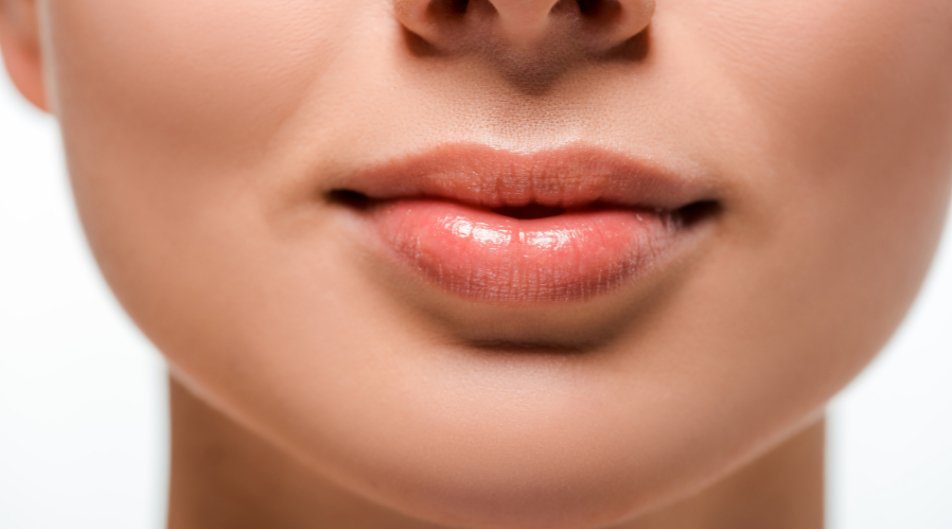 Labbra secche e screpolate? Ecco cosa fare subito