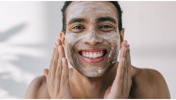 Perchè anche gli uomini dovrebbero fare skincare