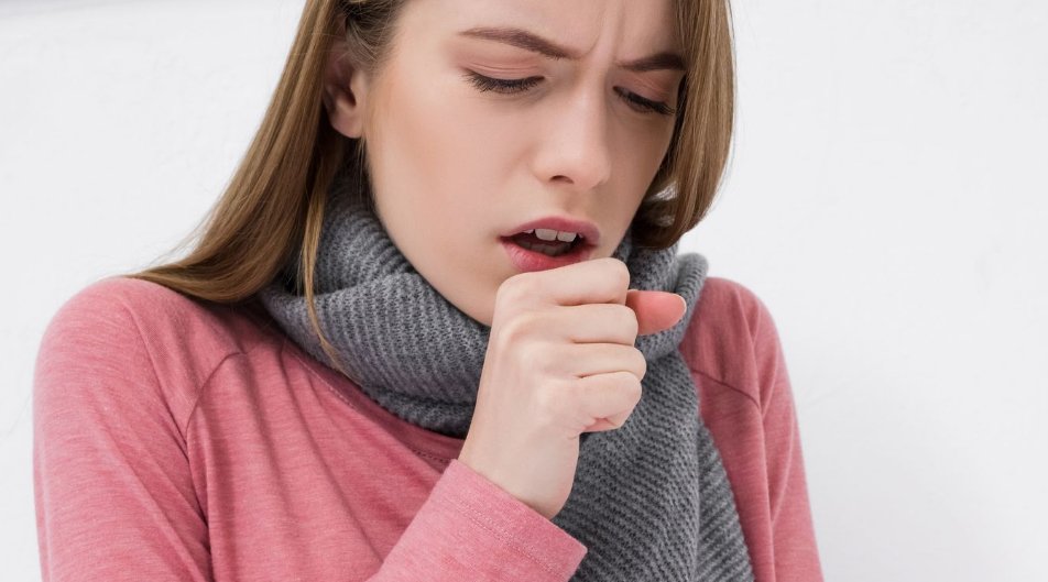 Quando la tosse persiste: i segnali per cui è utile un consulto in farmacia